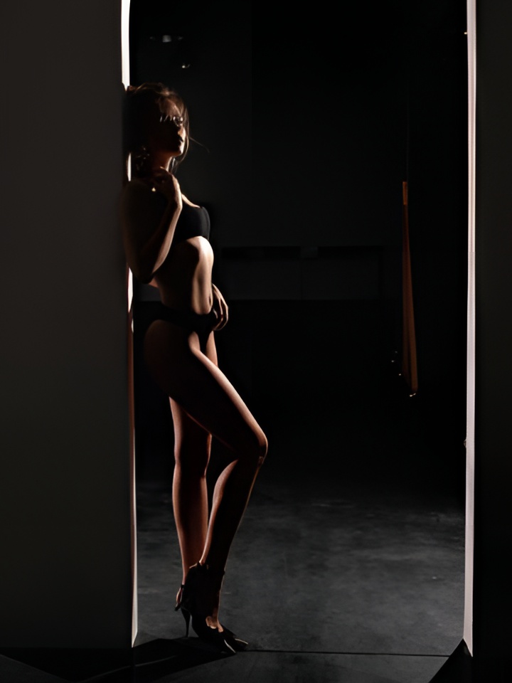 Азалия привлекательная девушка из Северодвинска цена от 3000 руб