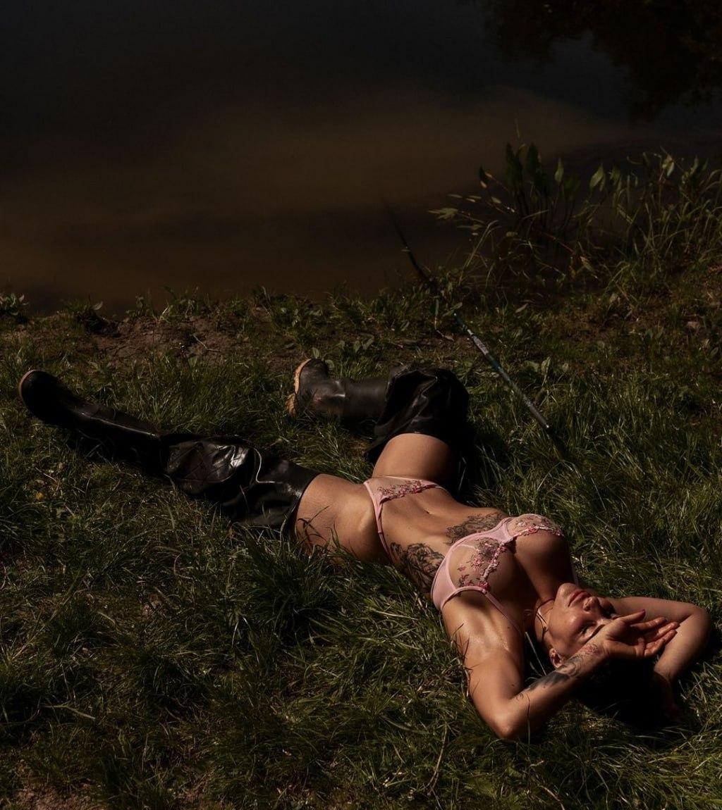 Юля привлекательная девушка из Северодвинска цена от 8000 руб